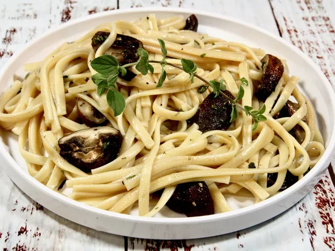 Linguine with Portobello Mushrooms