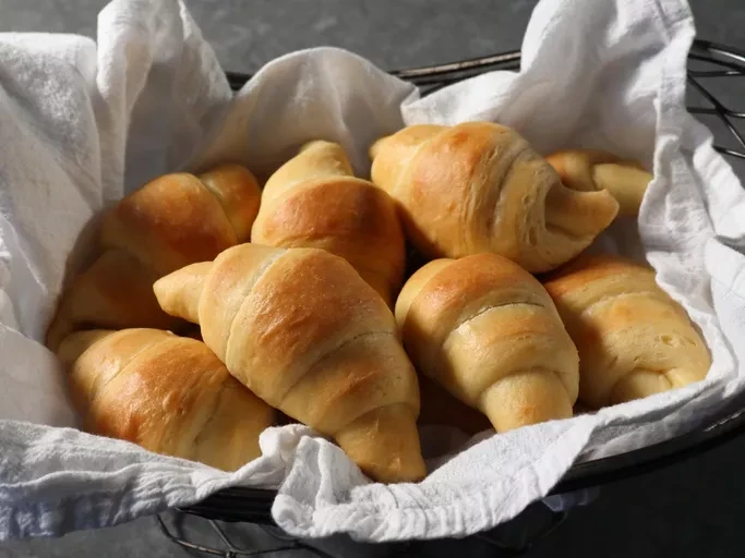 Butterhorn Dinner Rolls