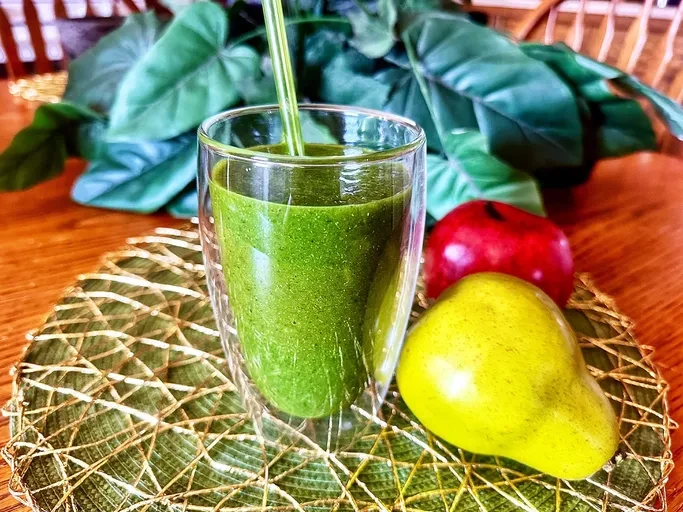 Green Smoothie with Ginger