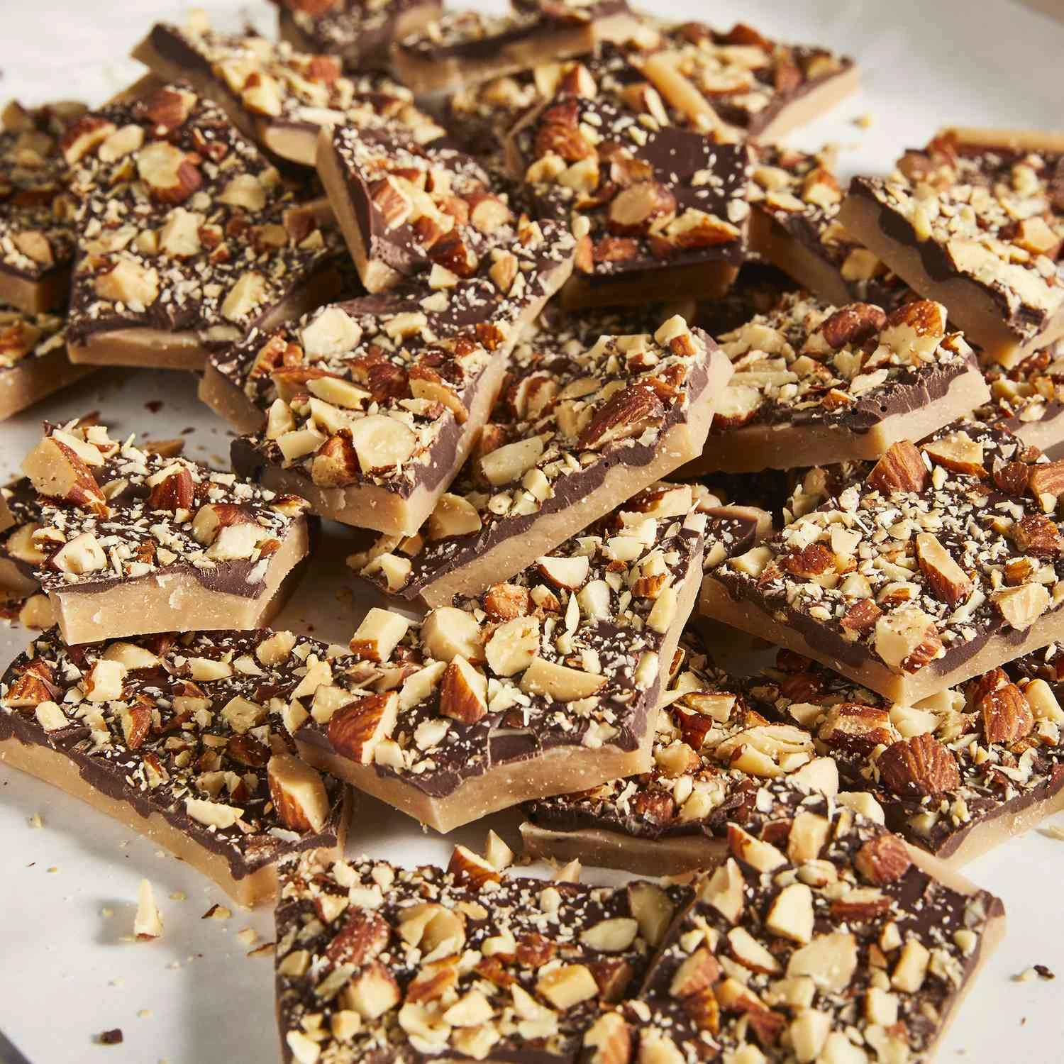 Best Toffee Ever - Super Easy